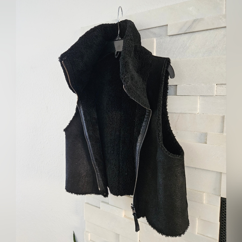 Mackage Vest Lambskin Fur Sheep Skin Dyed Black Shawl Collar Warm Size: X Small - Picture 7 of 17